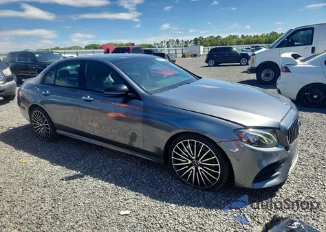2019 Mercedes-Benz E 300 из США, поврежденный, VIN WDDZF4JB9KA526059